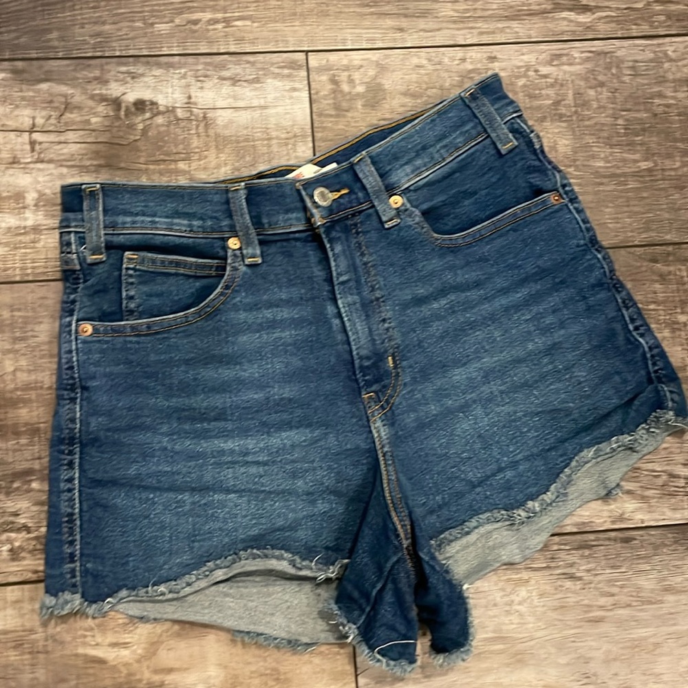 LEVIS SIGNATURE HERITAGE HIGH RISE SHORTS